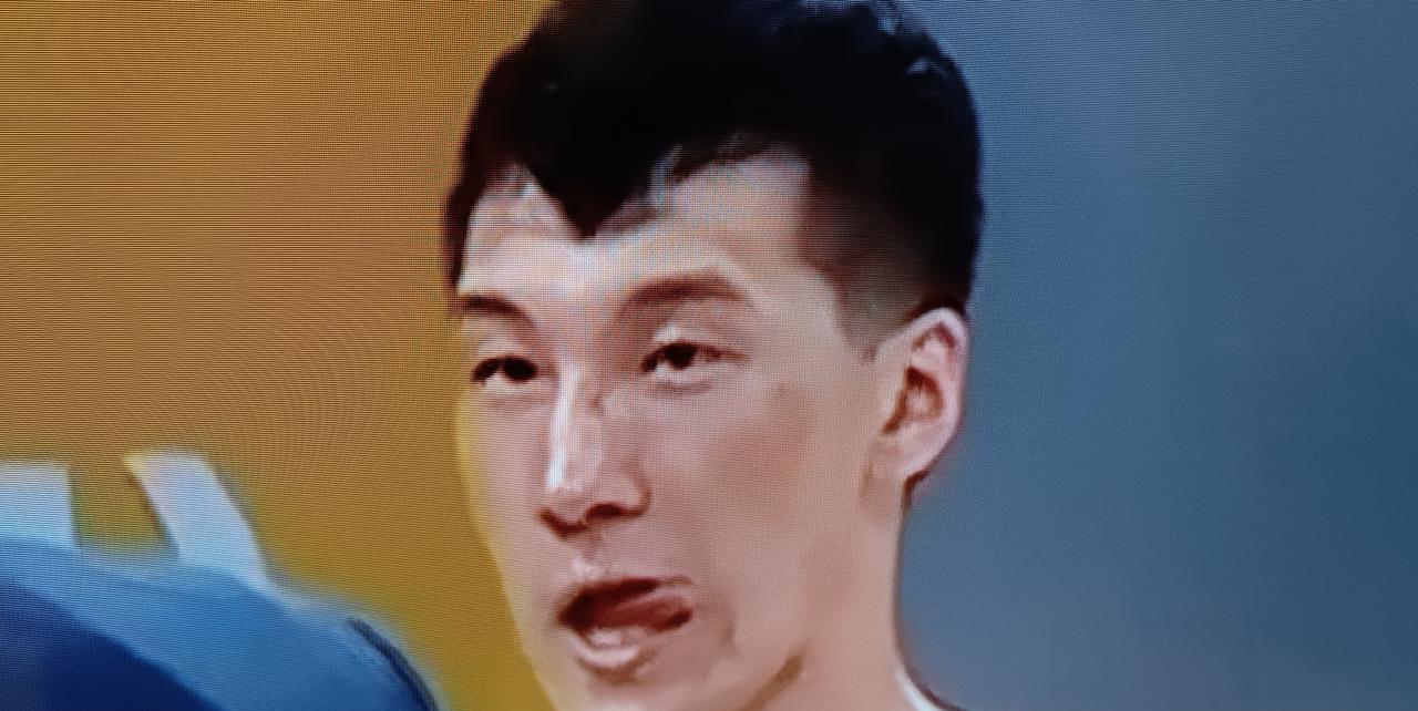 虽然昨晚杜峰被辽宁队的表现吓得不轻，但是杜导也有欣慰的地方。昨晚，自己的嫡系杜润