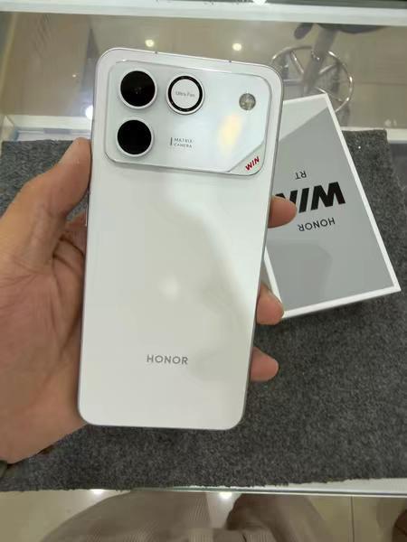 不少人还在纠结荣耀Power2和WINRT怎么选，其实两款产品定位差别