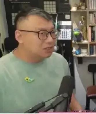 梁源，你这锤子也该砸自己脚了顶着QQ音乐总监的帽子到处当锤子，结果被人扒得体