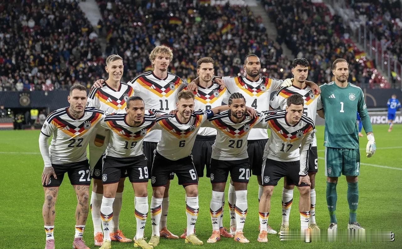 德国队在世界杯历史上获得过4次冠军，4次亚军，4次季军，8次进入决赛与12次进入