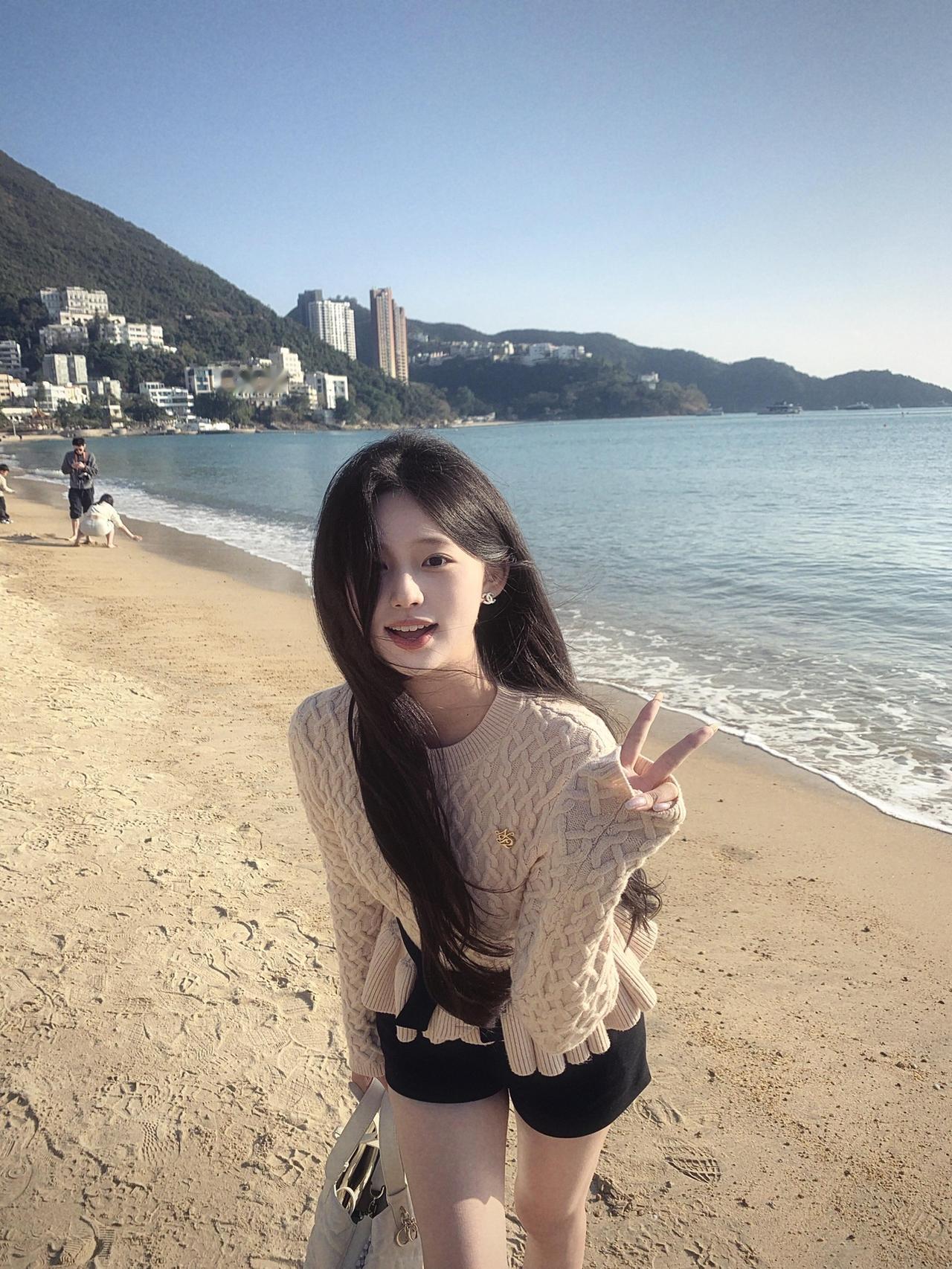 我的今日状态：😁轻松愉快我这里的天气：☀️晴天