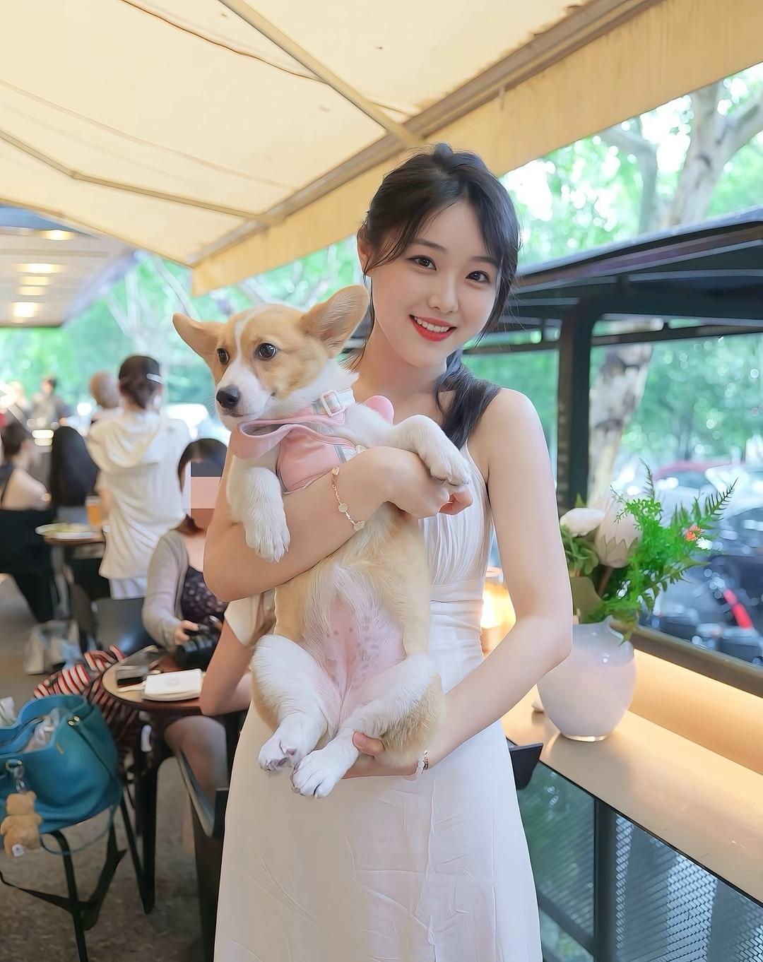 但愿日子清净，抬头遇见满眼温柔