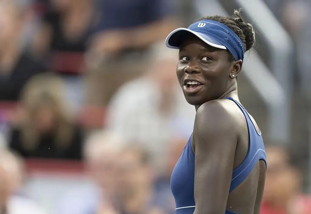 郑钦文因伤错过了什么？那个法网曾经被她打服的姆博科在wta1000蒙特利尔站击败
