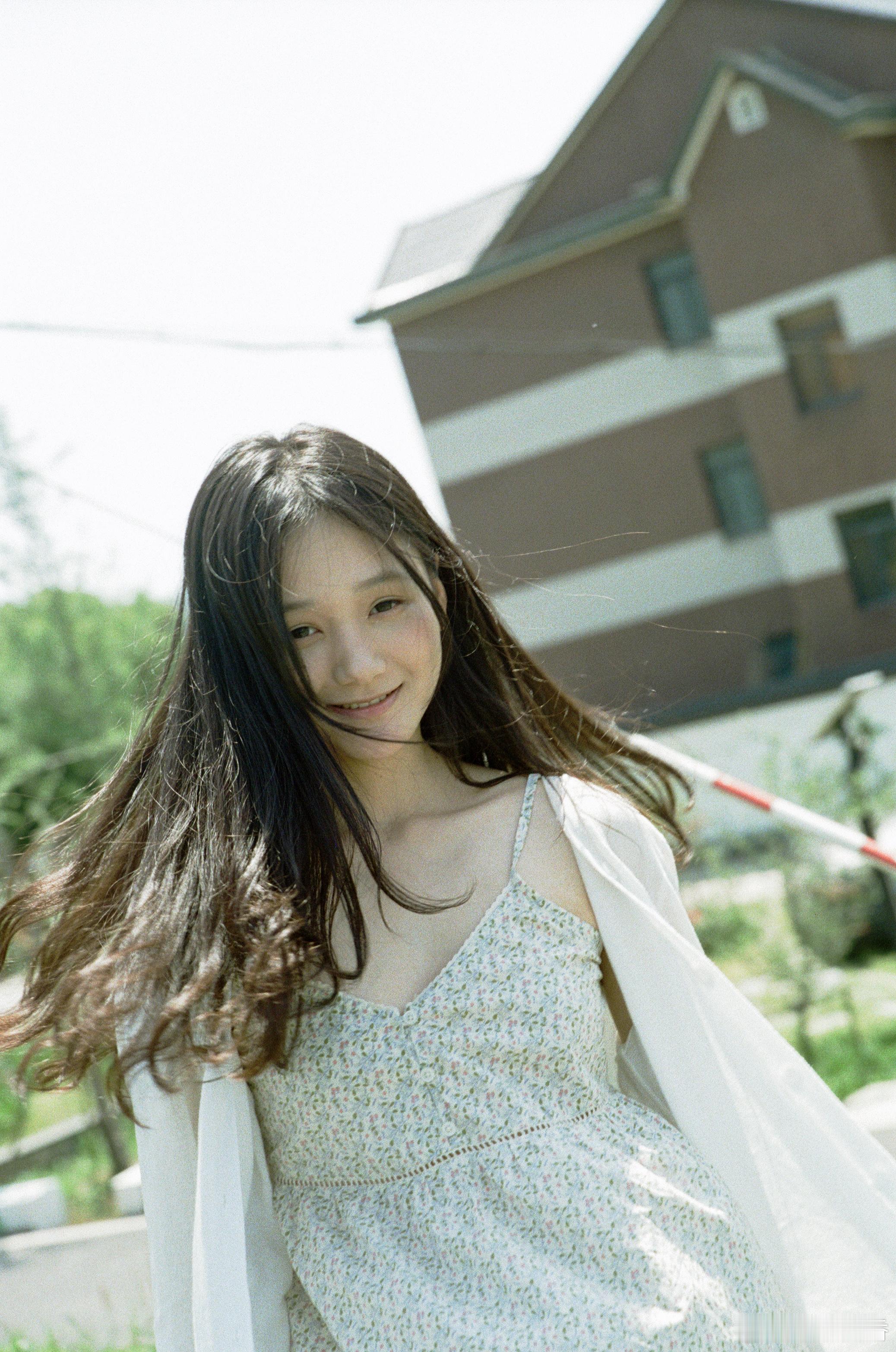 夏日青草味台感写真，氧气感拉满有没有！​​​
