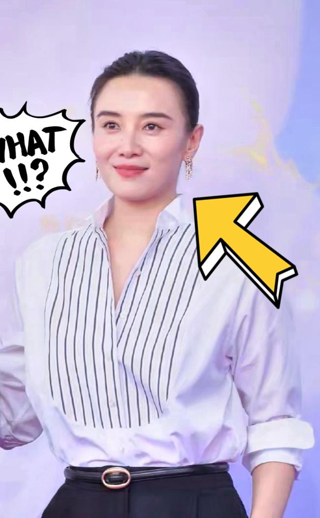 女明星里，我最想不通的就是宋佳了，你说她才45岁，难道没人告诉她，她梳着大背