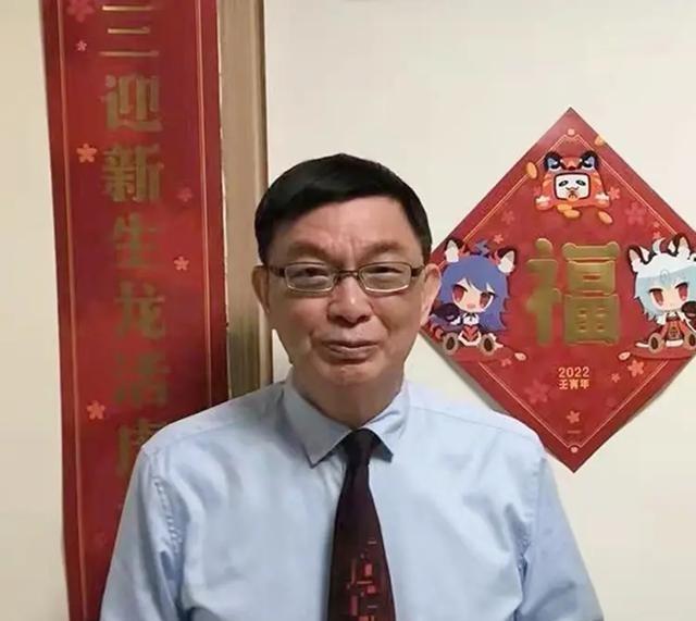 台大教授苑举正曾表示：他一点也不为台积电感到自豪：一是台积电只是做代工，是人家美