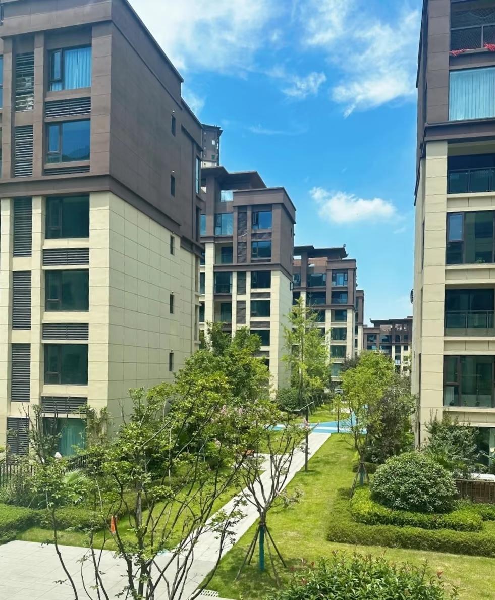 北漂十年没拿到北京户口，不想孩子去燕郊挤河北高考内卷赛道，走海河英才落户天津
