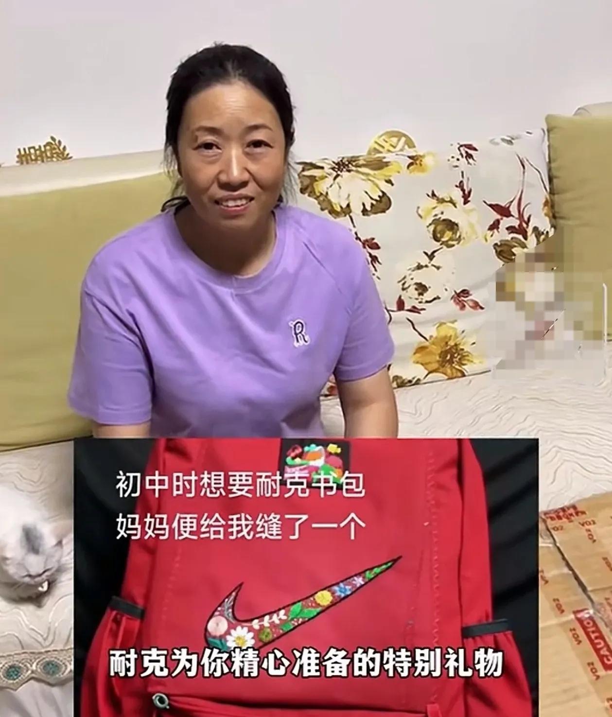 有时候真不怪国人选择国际品牌，对比耐克，百果园和西贝之流都充满着傲慢和偏见。