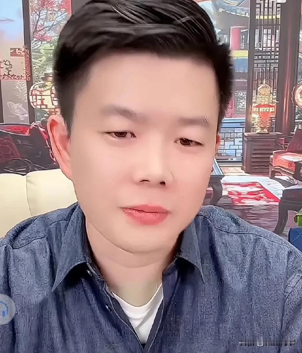 吴召国暗指辛巴恩将仇报，重提当年旧事。 吴召
