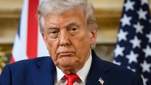 支持美国的这两个观点：第一，伊朗绝不能有核武器。因为伊朗一旦拥核，胡塞、哈马斯、