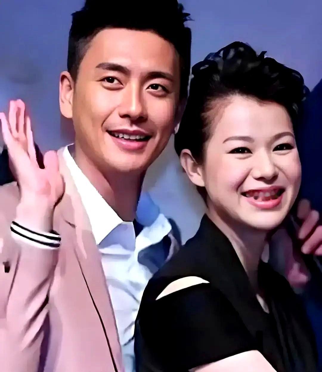 媒体都默认他们会结婚，结果八年长跑，说散就散了。还记得2012年胡杏儿在活动