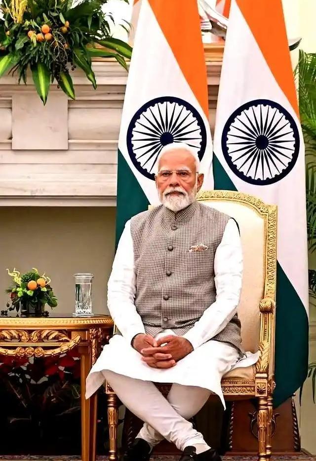 印度这是吃一堑，不长一智！据路透社2月12日消息，印度拟一口气再买114架“阵风