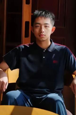 数学届又出现了一个可怕的天才，那就是徐可，不是因为他高考第一，而是他的数学竟然考