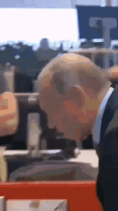 当你觉得自己闯大祸的时候，看看这哥们……