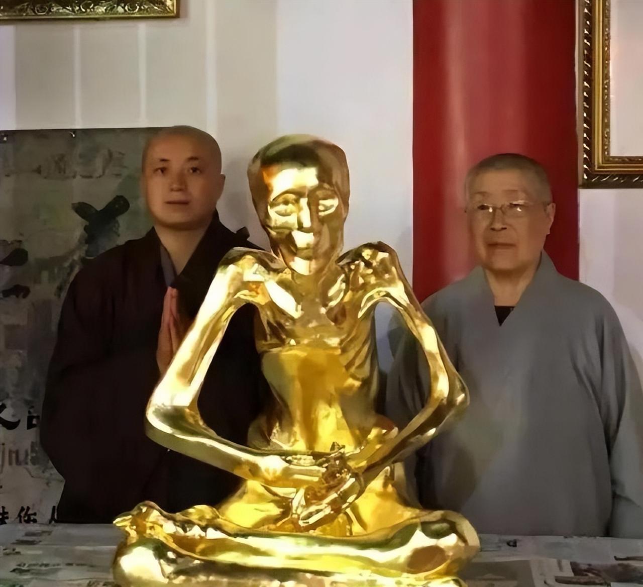 1995年，安徽85岁的女尼仁义师太临终前告诉他的徒弟：“我死后不烧，将我放入大