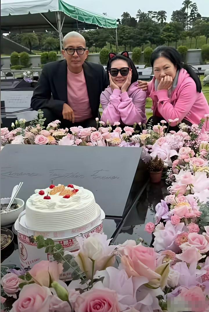我真是想不明白了，大S生前曾说过她不喜欢过生日，没想到在她忌日那天，她的家里人居
