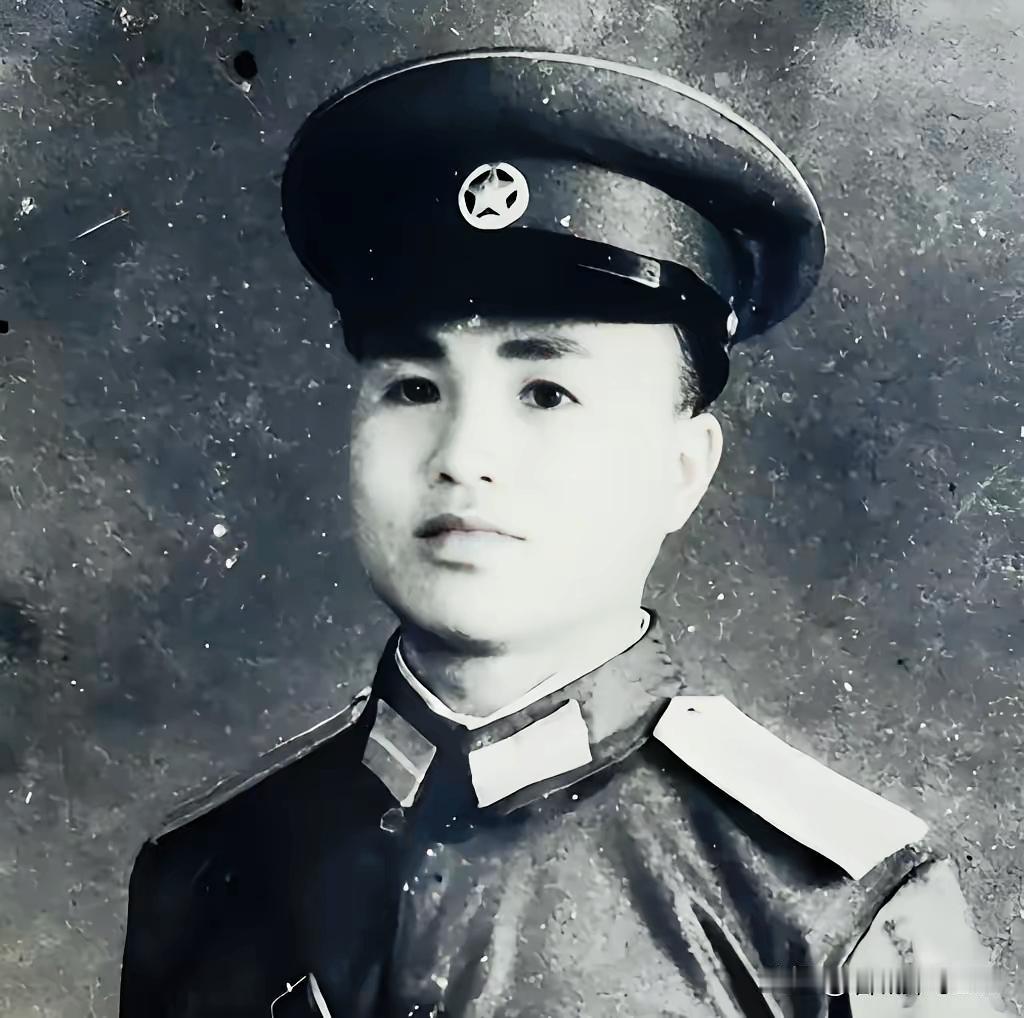 1950年朝鲜，志愿军师长翟仲禹出洞透气盯着对面雪坡看了半天，突然喊：342团立