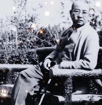 1932年,陈赓面临一个艰难抉择,数月前在新集西北的扶山寨战斗中,他的右腿被炮弹