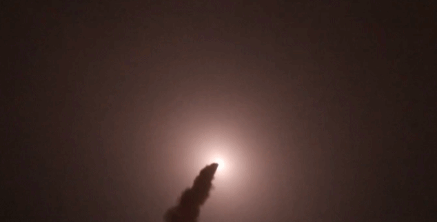 伊朗四款重型导弹齐射，第46波目标直指美以指挥官、基地和隐蔽居所当地时间3