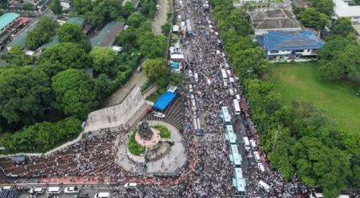 马科斯政治迫害杜特尔特，吃相太难看，菲律宾民意先反了马科斯对杜特尔特家族的政