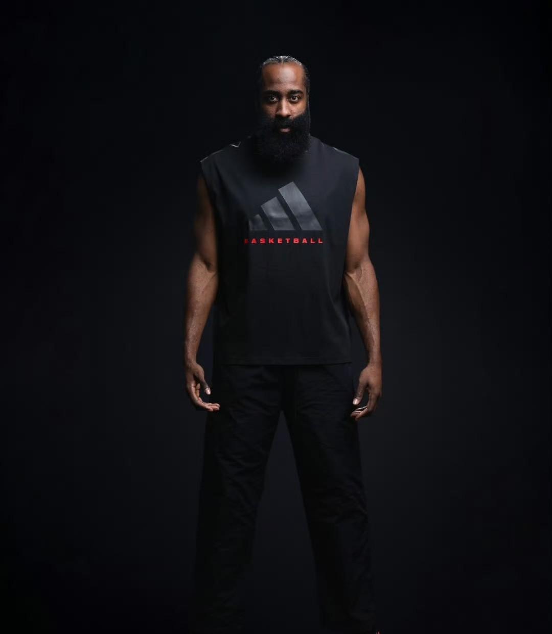 作为一个打了16年NBA的老兵，难道哈登会不知道快船的阵容无法夺冠？难道他不知道