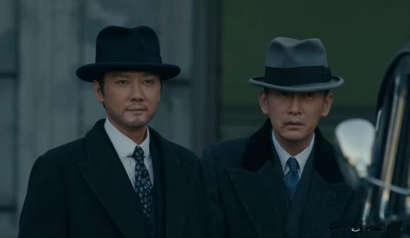 《醒来》中冯绍峰和52岁黄觉从颜值到气质，再到演技，都没有拖后腿，男演员的身材管理真的重要啊