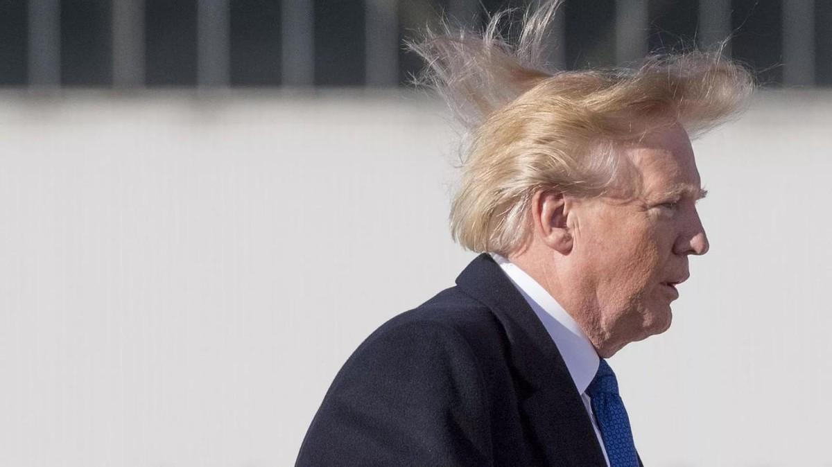 美：老弟，我访华的时间定下来了，3月底，咱们见个面？中：欢迎啊，哪天到？美