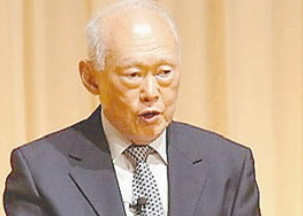 ☁新加坡这个国家，再从李光耀开始就养成了一个非常不好的习惯，那就是这么一个