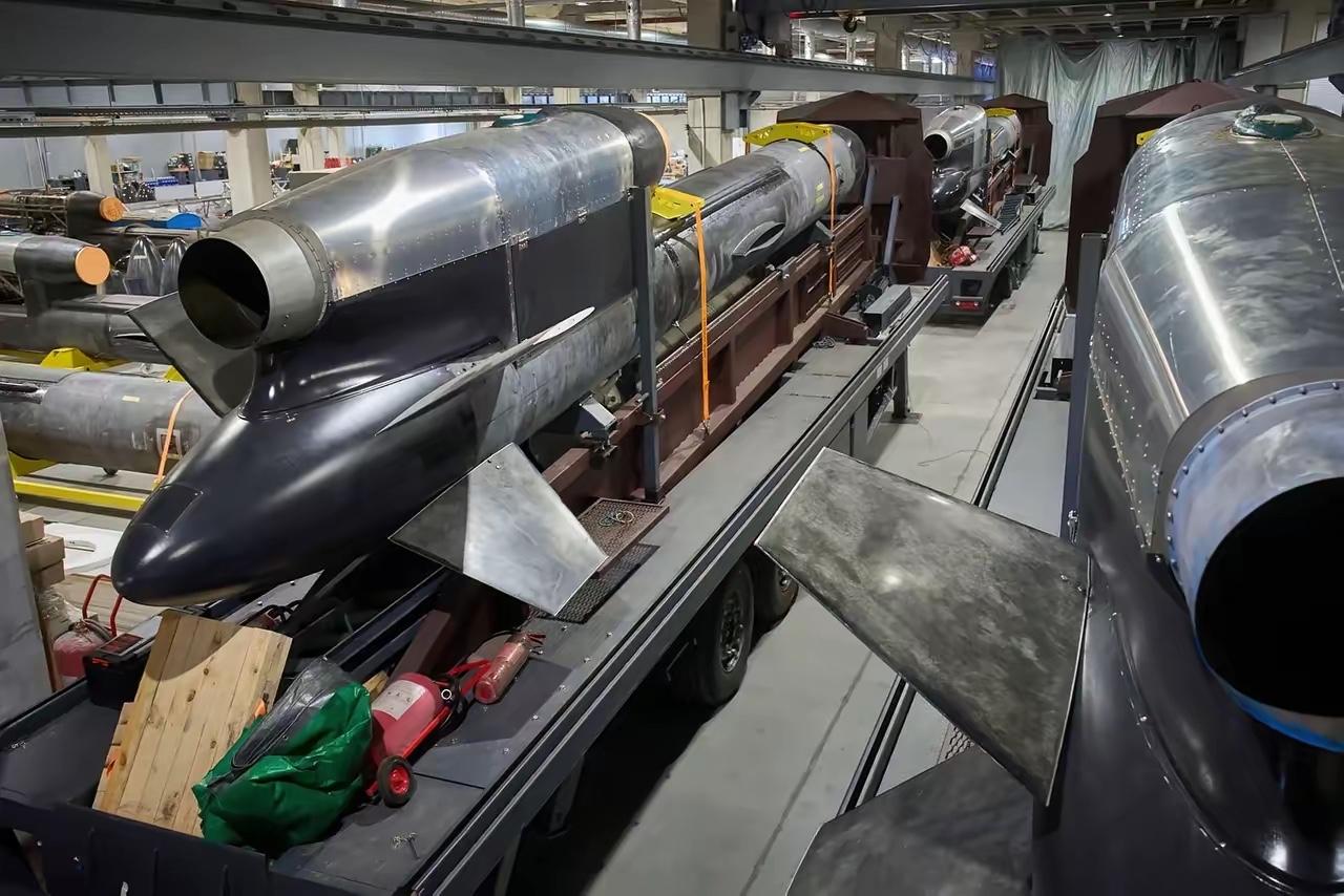 莫斯科做梦没料到，俄罗斯居然也会经历大规模导弹预警。据乌媒消息，由于乌军发射“火