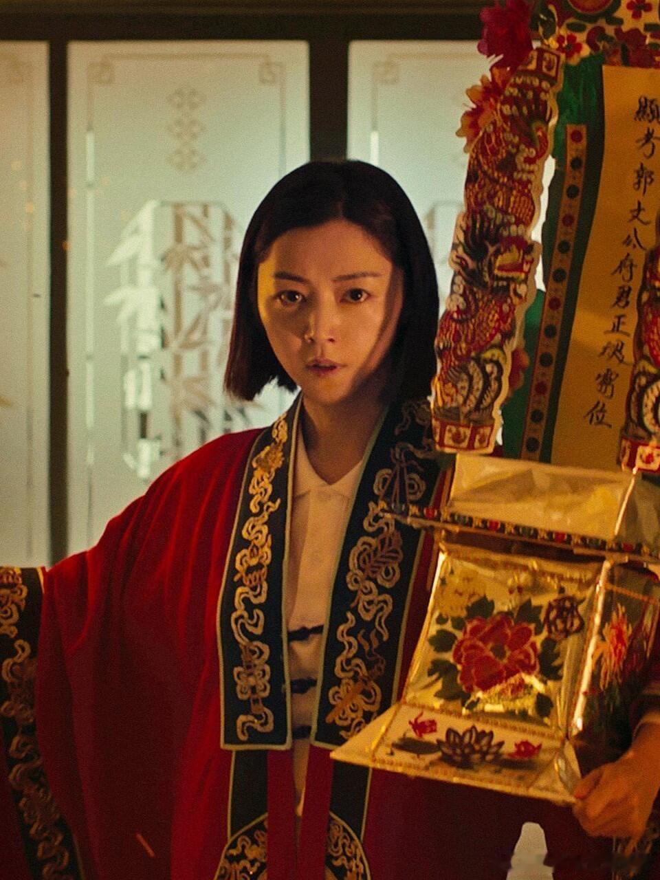 卫诗雅：我来地球玩一玩，玩完就走啦41岁的卫诗雅凭《破·地狱》郭文玥一角，以51