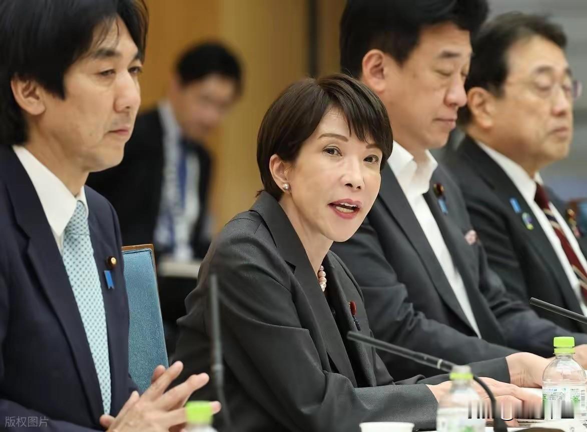 太意外！谁都没想到，日本政坛会出现这么罕见的场面。7月15日共同社公布数据，全国