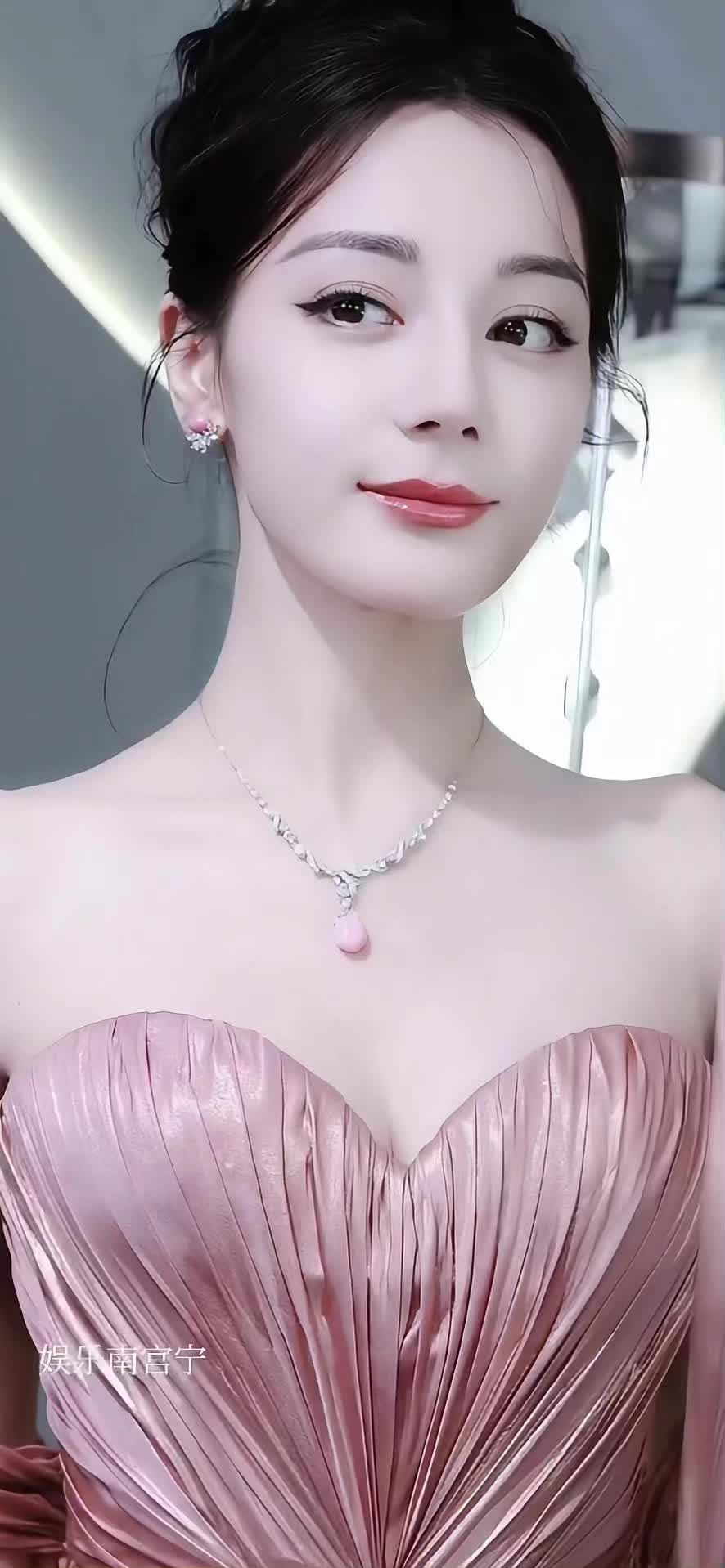 迪丽热巴