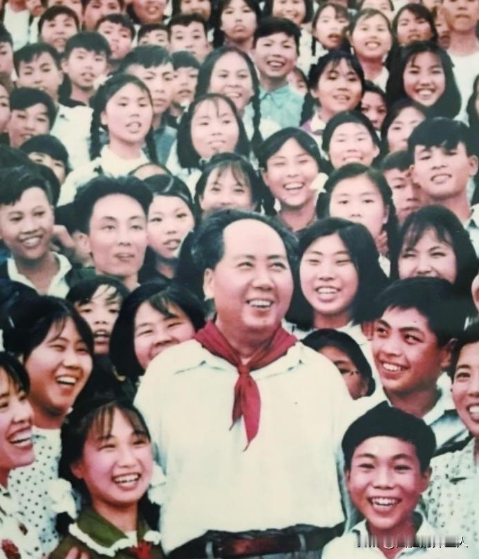 陈赓喜欢开玩笑，有一次他当选了“候补委员”，在开会的时候，他问毛主席什么是“候补