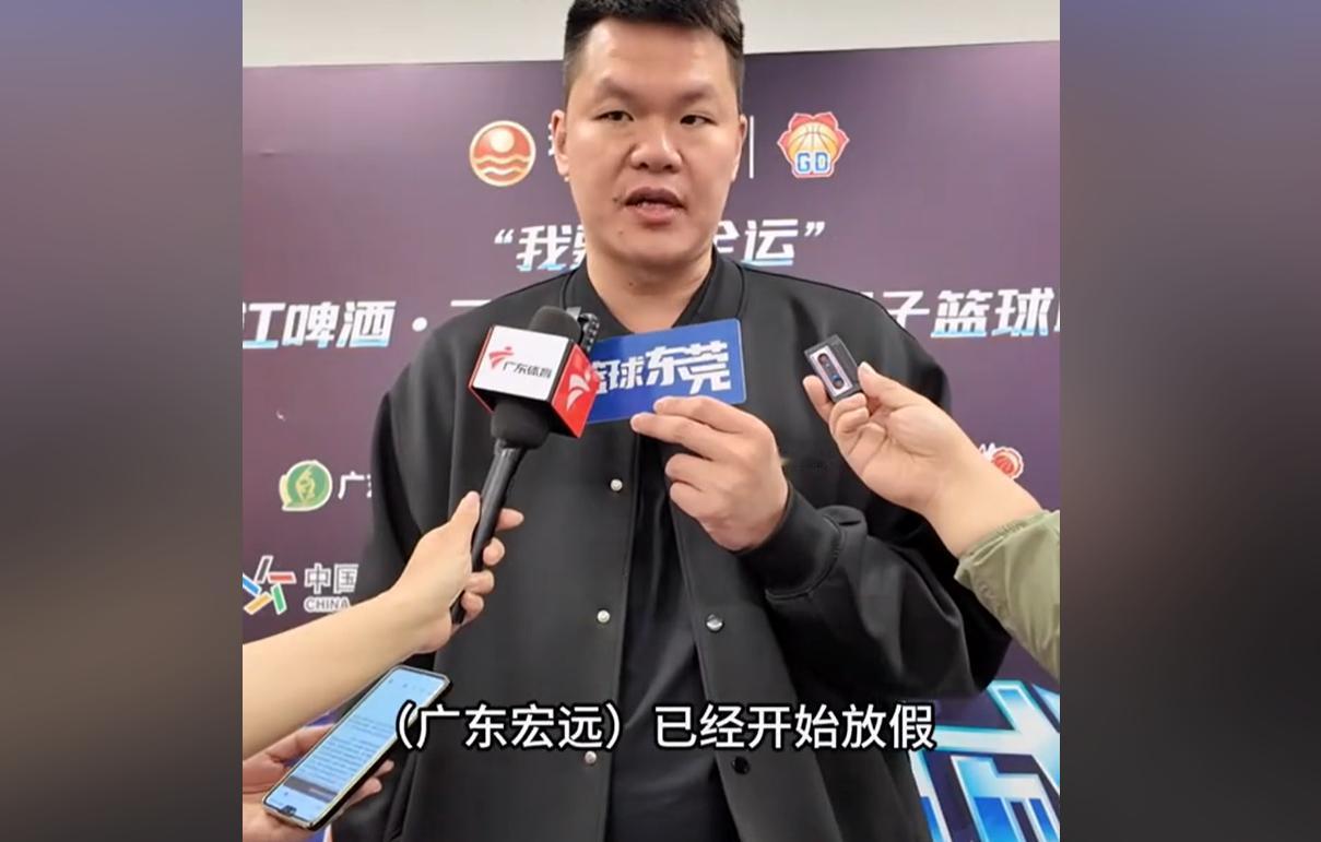 徐杰一步到位！7月19日，广东男篮的休赛期，炸了。杜润旺走了，三年D类顶