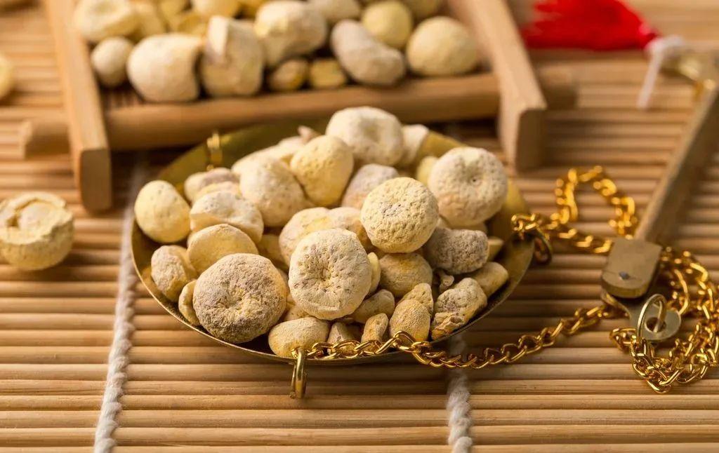 痰多一分，寿减一寸，一个强力化痰方，祛痰从根断 中医认为“痰”，周身内外、五
