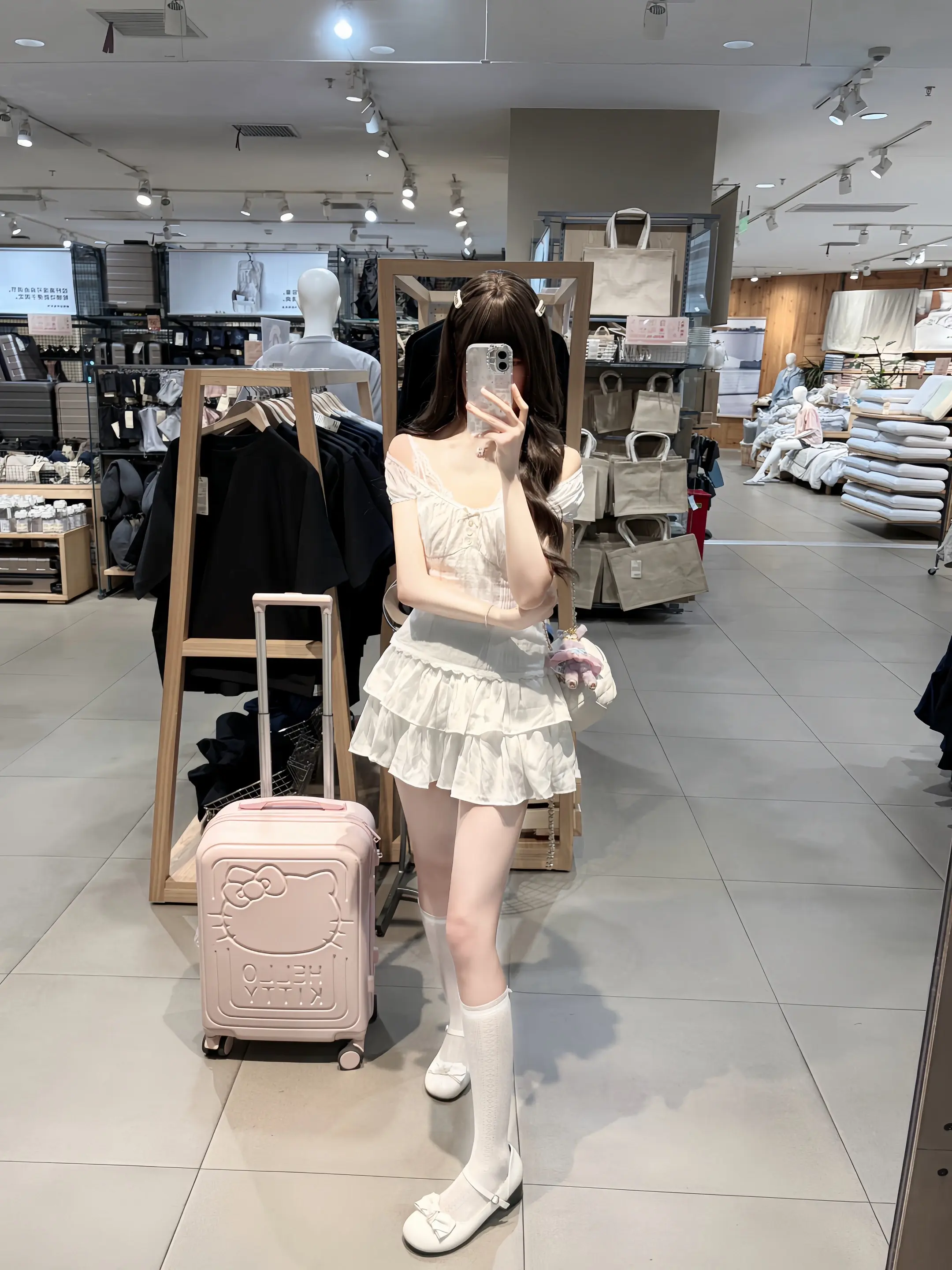 最好的状态就是 不属于任何人 也不拥有任何人