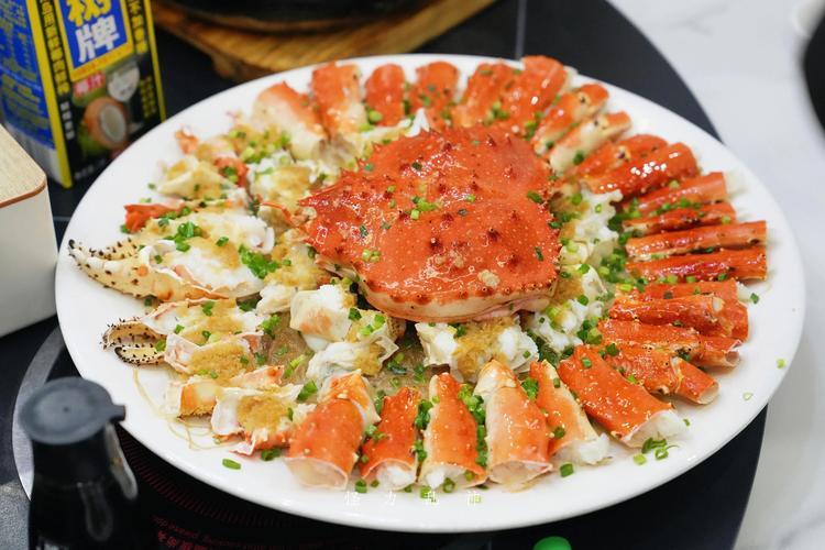 前有南京大学999的帝王蟹。现在又有浙江大学8.8元的大闸蟹。南京大学的帝王