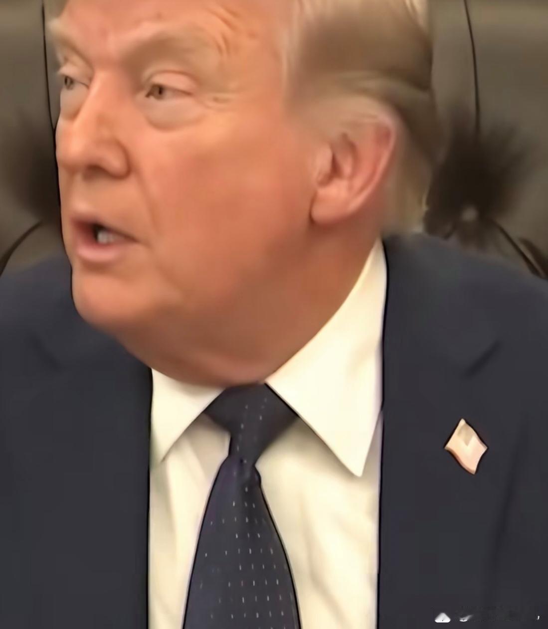 长期封锁霍尔木兹海峡？美伊边战边退首先，美国可以说是几乎不可能派遣陆军，这种行