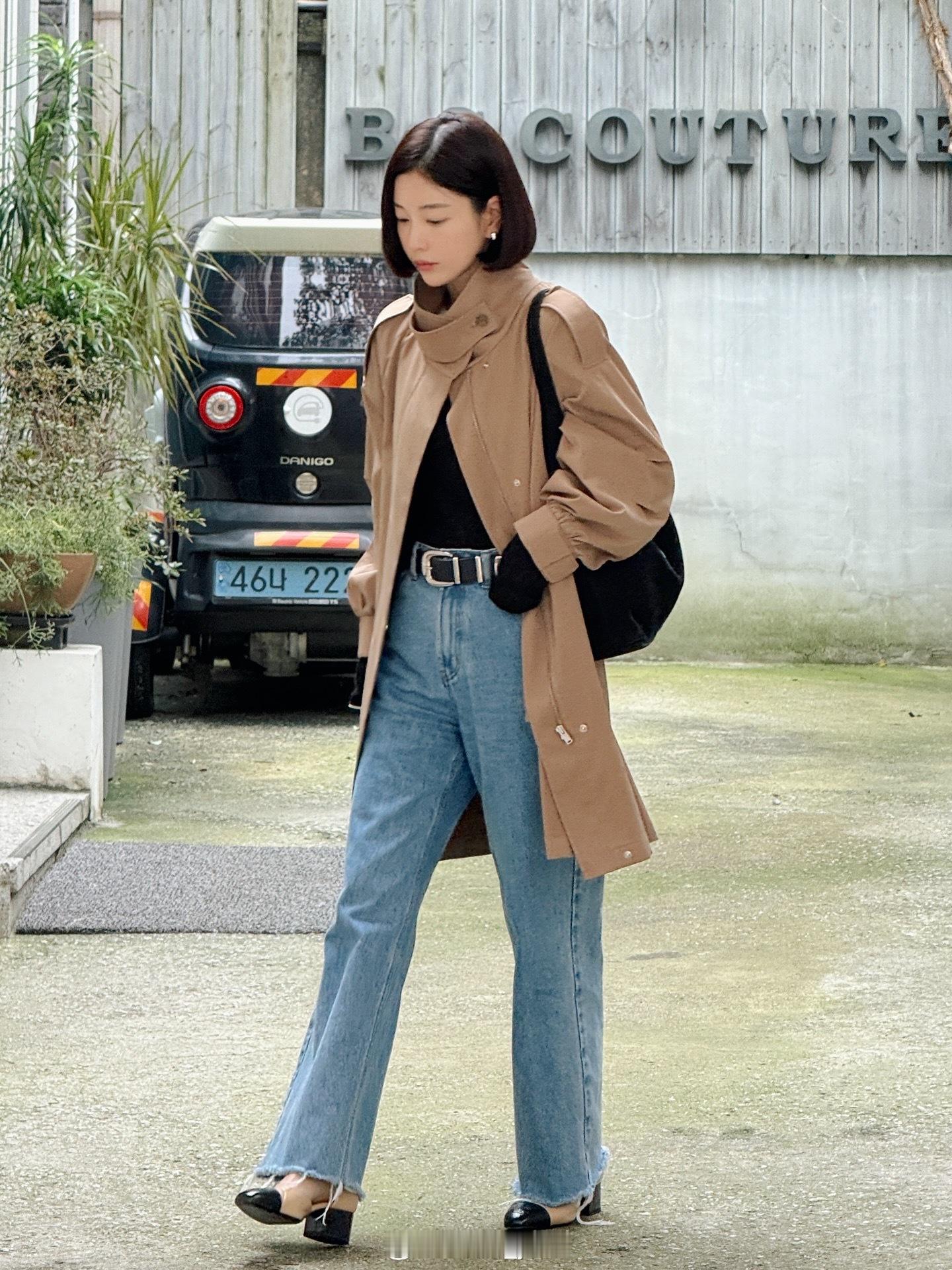 会穿搭的女演员齐恩世近期搭配🍂​​​