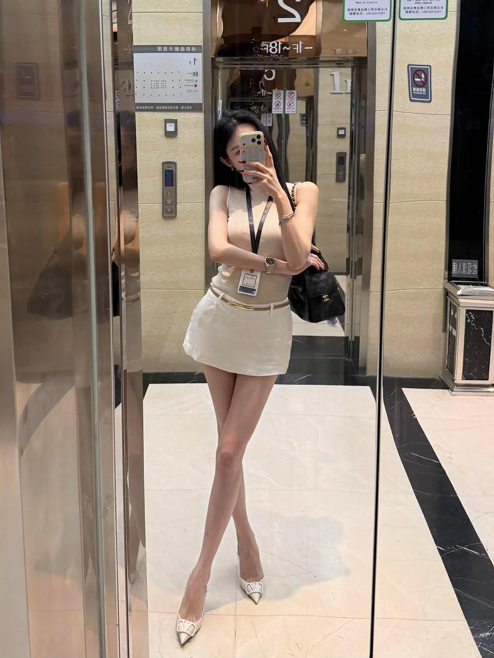 新买的裙子好看吗？