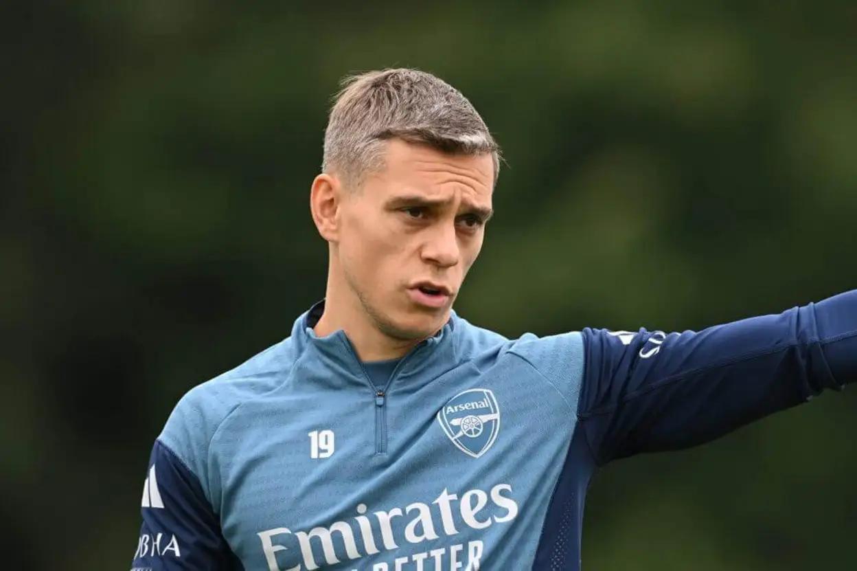 TheAthleticJamesMcNicholas：阿森纳为何调整特罗萨