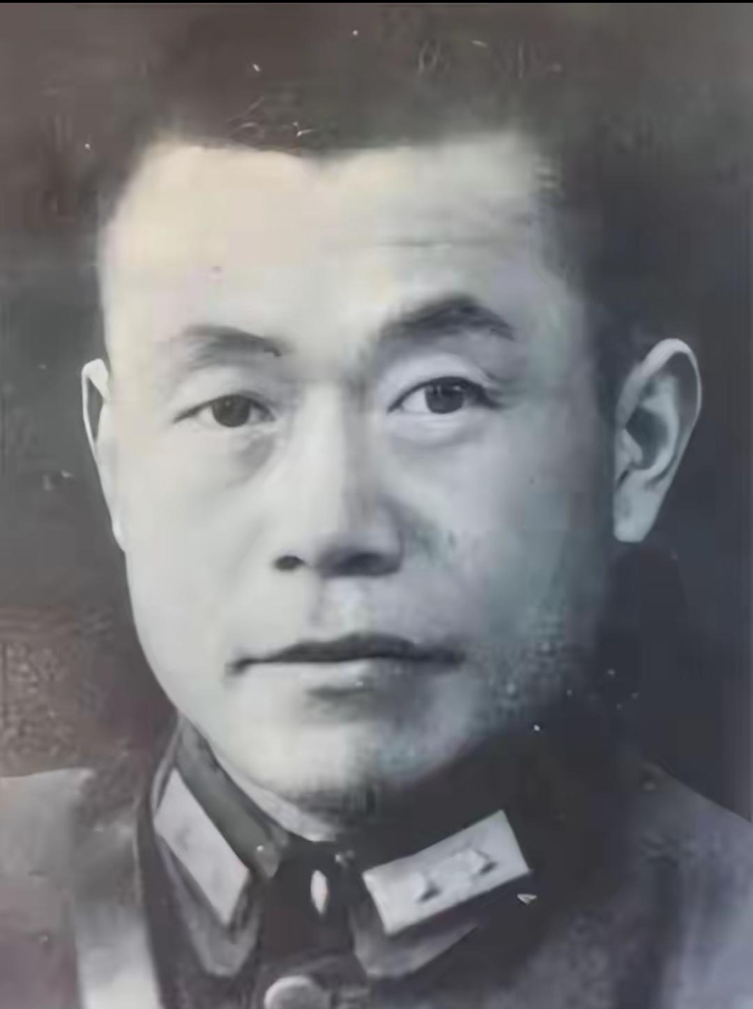 1949年1月10日，邱清泉在陈官庄战死。消息传到南京，邱清泉的夫人叶蕤君只感觉