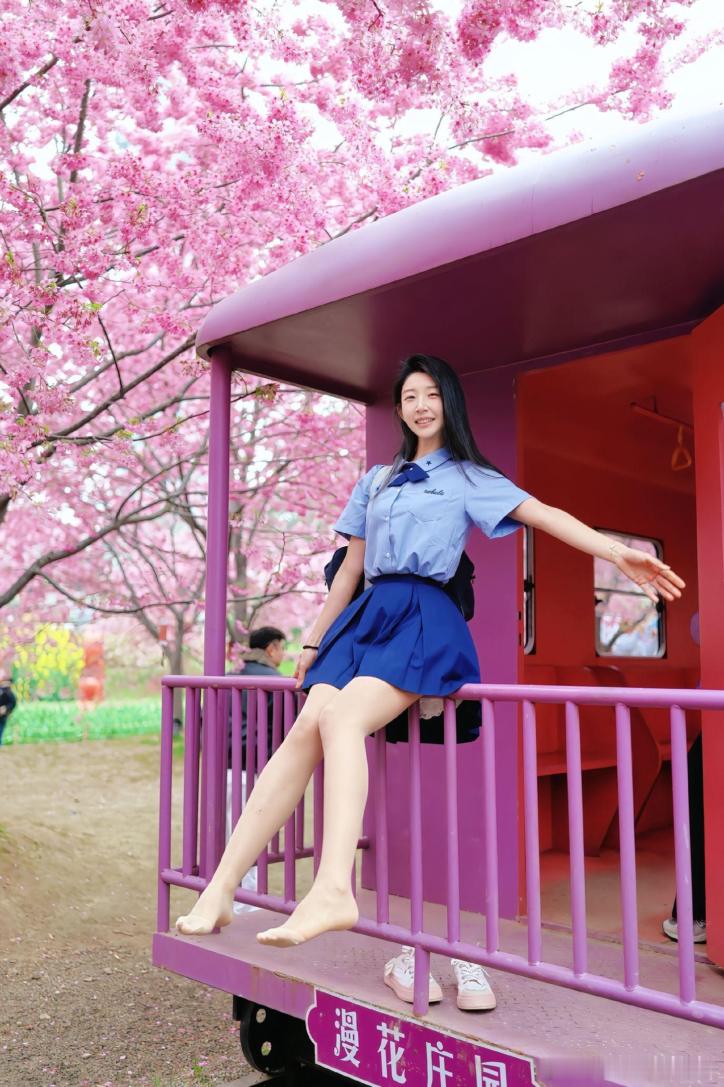 夏花灿烂，少女情怀～​​​