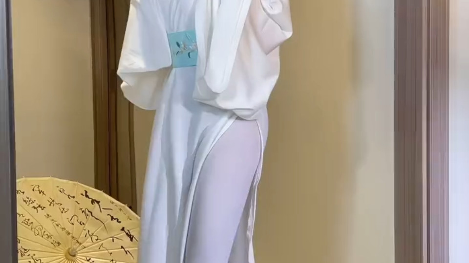 小师妹的温柔舞姿治愈人心