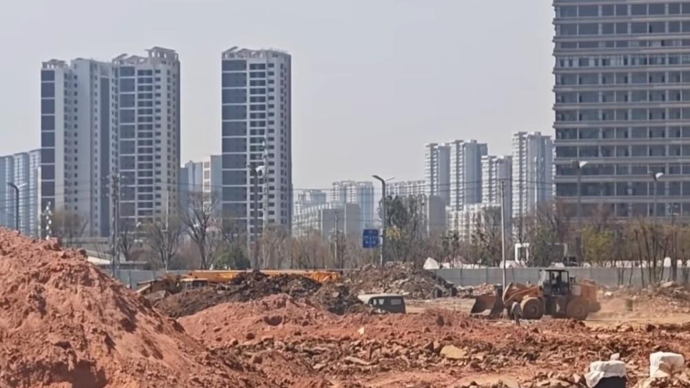 🔥3月1日实拍！巫家坝全面复工，昆明新中心加速兑现。3月1日，巫家坝各大工地陆