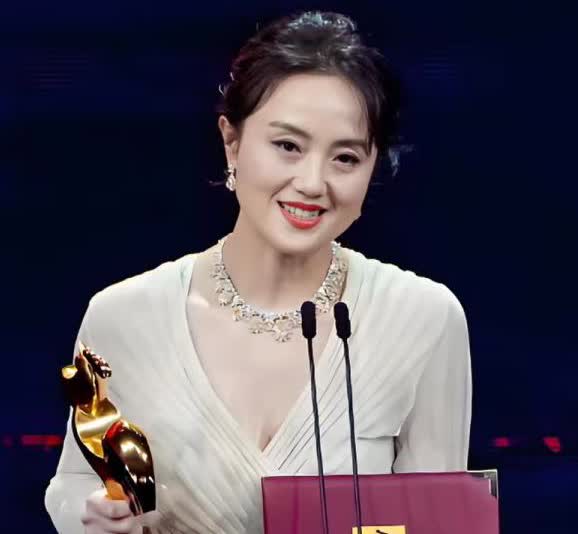 朱媛媛生病，好多人都不知道，我却发现了几个细节：1、朱媛媛演技没