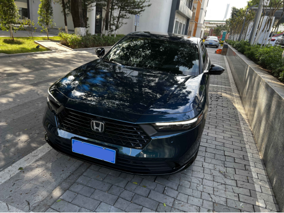 十一代雅阁真是谁买谁香啊这一路对比了很多个车，像是凯美瑞之类的，但去试驾了觉得