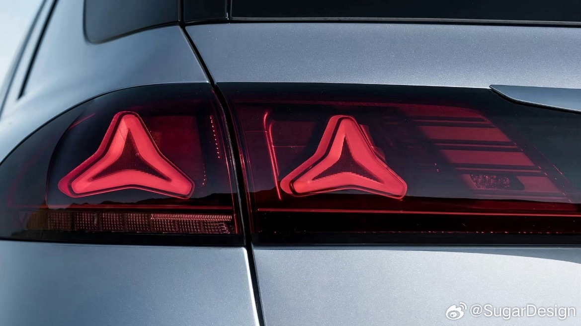 奔驰GLE尾灯细节曝光！不久后亮相的国产长轴GLE也会用上这个尾灯