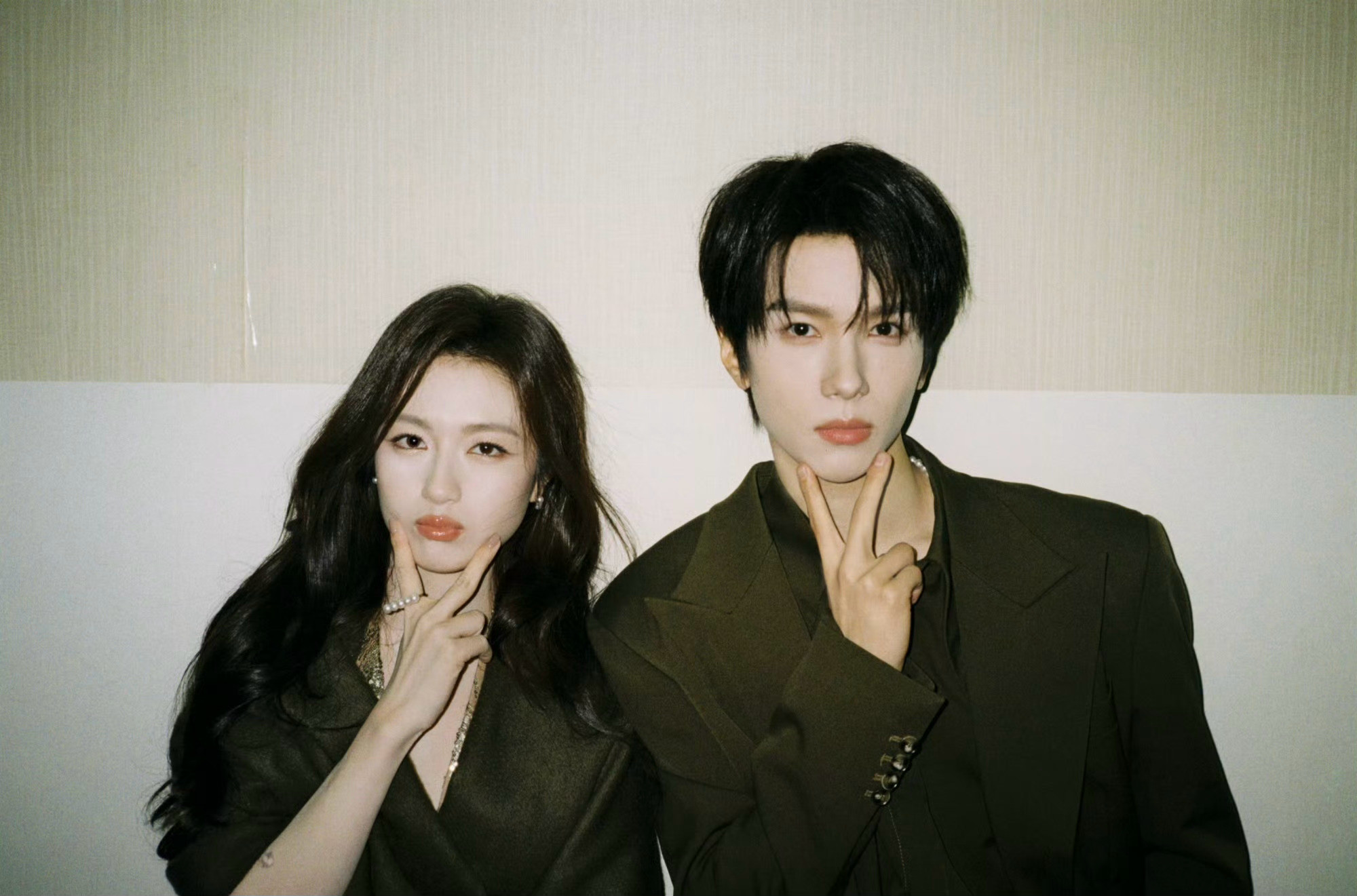 胶片合照！！！好美好帅好权威