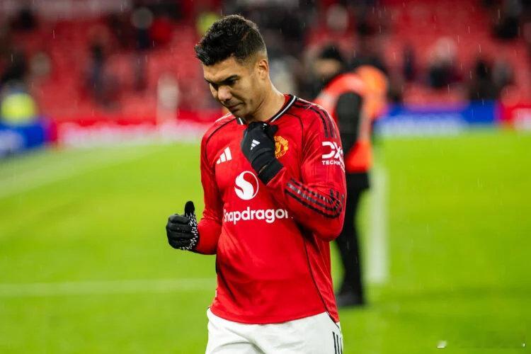 【自动续约的条件】TheAthletic：33岁的曼联中场卡塞米罗如果本赛季首